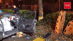 Los seis integrantes de un vehículo resultan heridos tras chocar contra un árbol