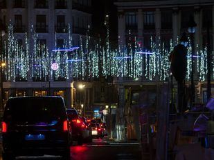 El Ayuntamiento no restringirá el tráfico de Gran Vía en Navidad