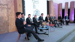 Aulas inteligentes que aprenden: así fue el V Simposio Felipe Segovia