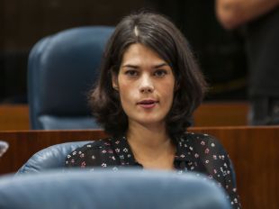 La Fiscalía pide casi dos años de cárcel para Isa Serra por desórdenes públicos en un desahucio