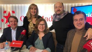 Nieves Herrero y Constantino Mediavilla junto a Jesús moreno, Natalia de Andrés y Francisco Javier Martínez