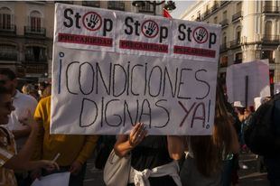 El difícil futuro de los intérpretes y asesores de lengua de signos de la Comunidad de Madrid