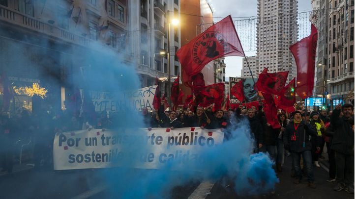 Manifestación de trabajadores de EMT en la jornada de huelga de 24 horas.