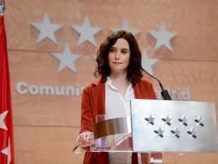 Ayuso califica de "anécdota de medios" sus declaraciones sobre la contaminación