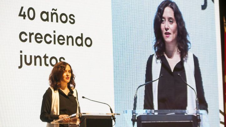 Ayuso: 'La institución ferial es la insignia de una actitud integradora'