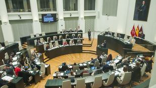 Perpinyà preguntará a Ayuso si comparte con Vox "que los profesores trasladan sus apetitos sexuales"