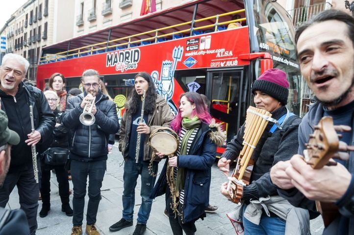 Los músicos callejeros de la capital, en la concentración de este miércoles