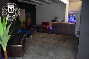 Rescatadas 60 personas atrapadas en una discoteca ilegal en Vallecas