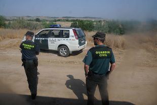 La Guardia Civil desarticula una red que cometía estafas en 35 países