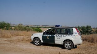 Un motorista, muy grave tras salir despedido y chocar contra una piedra