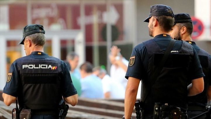 Agentes de la Policía Nacional