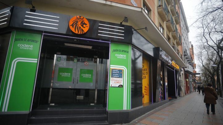 La región cuenta con 685 locales, de los cuales el 53% están en la capital.