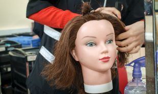 Proyecto AMBAR de inserción sociolaboral a personas 'trans': formación y trabajo contra la exclusión