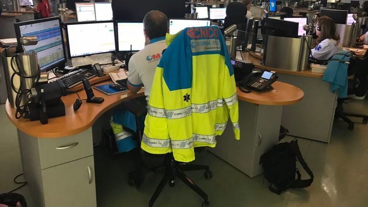 Bomberos de la Comunidad acudieron al asentamiento ilegal para sofocar el incendio