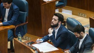 Zafra considera "indigno" que Sánchez pretenda subir los impuestos "para pagar los favores independentistas"