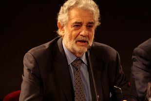 Plácido Domingo acepta las acusaciones de acoso sexual y pide perdón