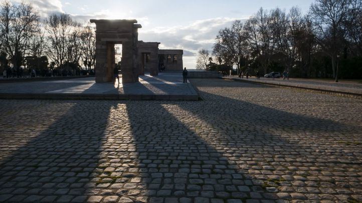 Madrid convocará un concurso de ideas para cubrir el Templo de Debod