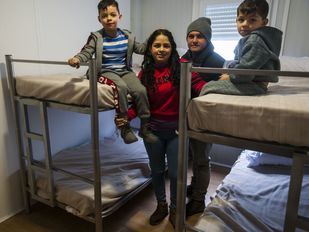 Realojados los primeros refugiados del centro de Vallecas