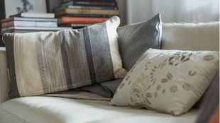 Tapiceros en Madrid: maestros de la técnica, la creatividad y el ingenio