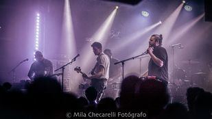 Pony Bravo presenta su nuevo disco “Gurú” en la sala Ocho y Medio. Derroche de trance, mantra y gozadera.