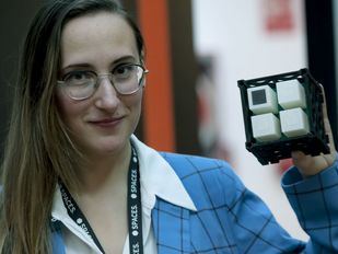 Sara Correyero: "Si entramos a la carrera un 30 por ciento de mujeres, ¿dónde se ha quedado el resto?"