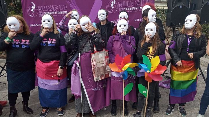 Concentración de mujeres LTB en la Plaza Pedro Zerolo