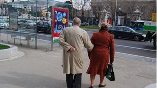 La Comunidad aconseja a personas mayores o enfermas que eviten el transporte público por el coronavirus