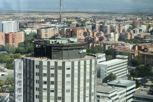 La Paz habilita su gimnasio para atender casos sospechosos