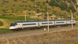 Renfe venderá un tercio de sus billetes y suprimirá sus servicios de restauración