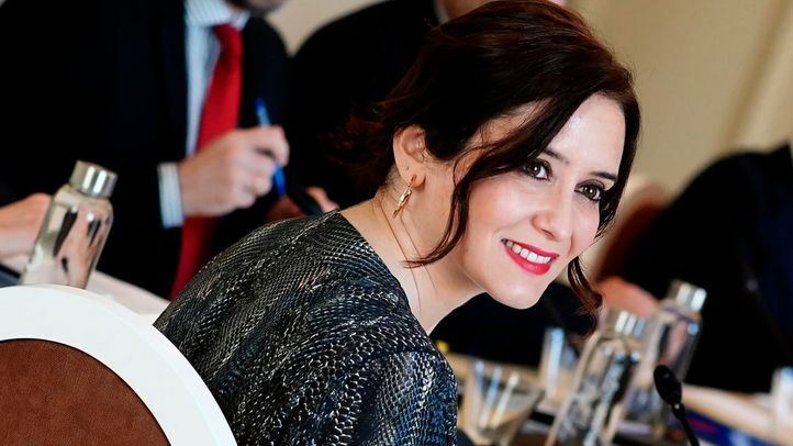 Ayuso manda una carta de agradecimiento a los empleados de la Comunidad