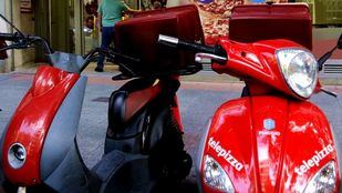 La Comunidad propone que los alumnos con beca comedor recojan su menú en Telepizza