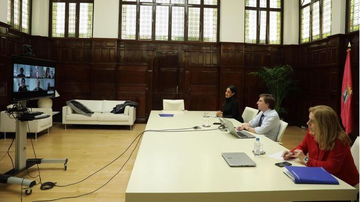 Junta de Gobierno del Ayuntamiento de Madrid por videoconferencia de los concejales.