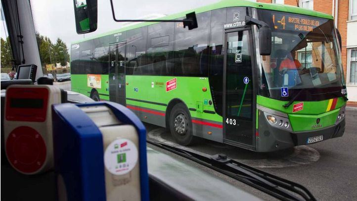 Autobuses interurbanos del grupo Avanza en las cocheras de Getafe.