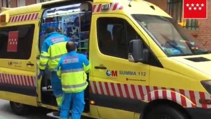 Herido muy grave un hombre de 81 años en Pozuelo por inhalar humo tras un incendio en su vivienda