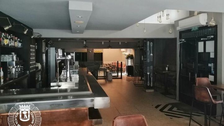 Cafetería que incumplía el estado de alarma dando desayunos a clientes de un hostel cercano