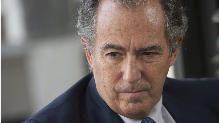 El Ministerio y las comunidades estudiarán cerrar el curso escolar en marzo