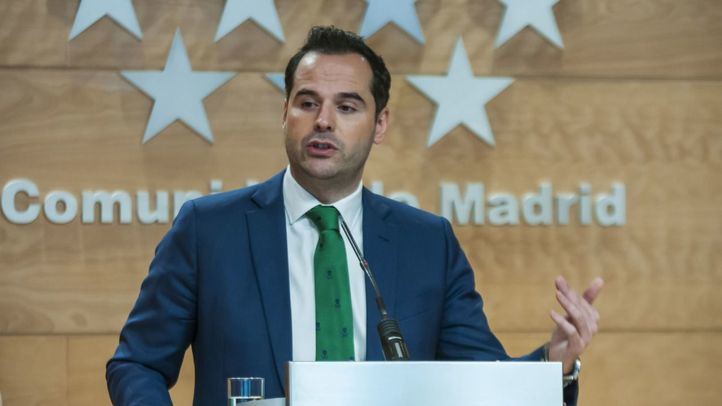 Autobuses gratuitos trasladarán a los sanitarios del hospital a los hoteles de descanso