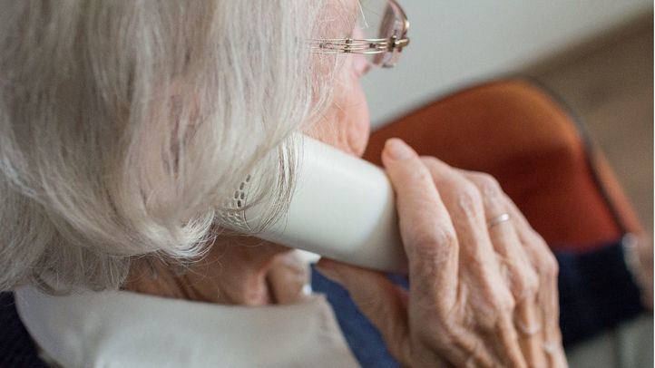 Comunidad y municipios proporcionan teléfonos de escucha y atención psicológica