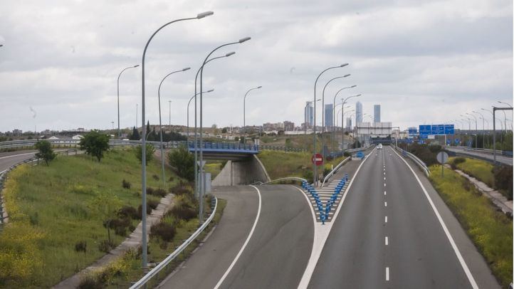 Madrid continúa sin hora punta y el tráfico cae un 72,1% dentro de la M-30