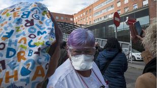 Crece el número de fallecidos en España: 832 muertos más