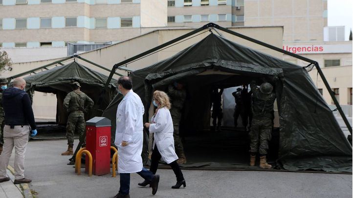 Hospital de campaña en las inmediaciones del Gregorio Marañón.