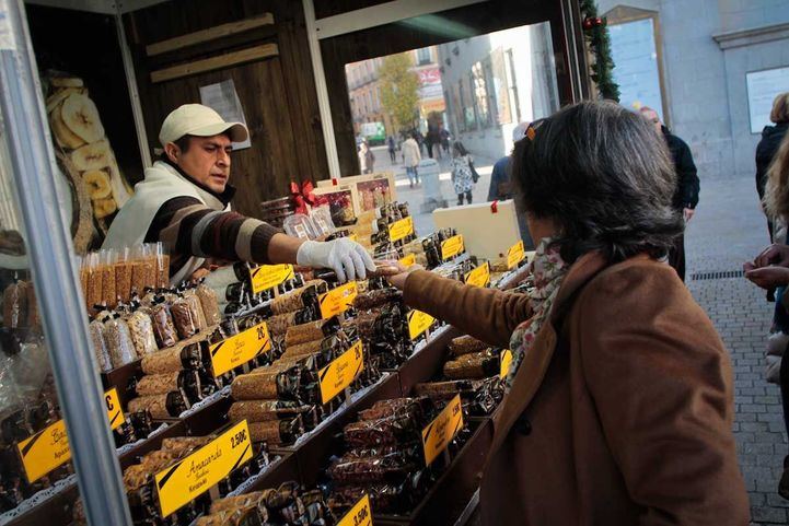 La Comunidad permite la venta ambulante de alimentos para abastecer a los pueblos pequeños