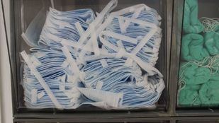 Llega a Madrid el material donado por el presidente de Huawei