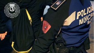 Agentes de la Policía Municipal detienen en Tetuán a un joven que intentó agredirles