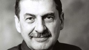 Fallece el dramaturgo Josep María Benet i Jornet