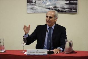 Escudero dice que ya hay hospitales iniciando "el repliegue"