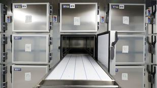 Casi 5.950 personas murieron en Madrid entre el 15 y el 31 de marzo frente a las 1.100 de 2019