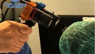 Los TEDAX trabajan en un dispositivo para 'ver' el coronavirus en las superficies