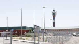 Presos de cárceles madrileñas intercambian cartas solidarias con hospitales y residencias