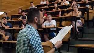 El curso universitario acabará en mayo pero algunas titulaciones contarán con clases presenciales en verano